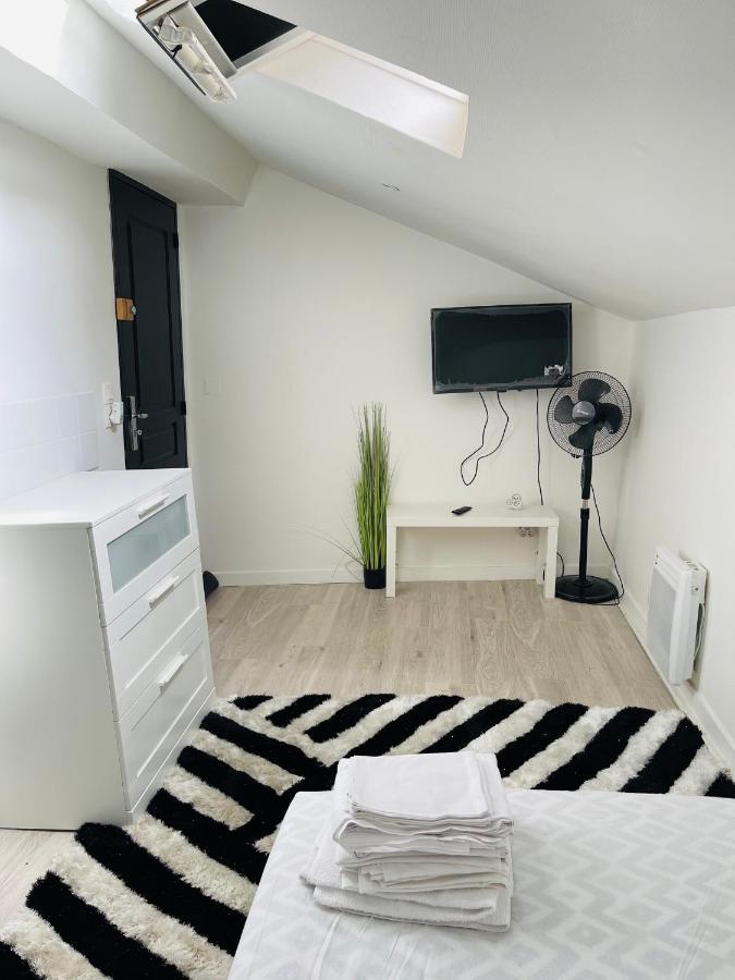 Petit Appartement T2 A 5 Min De La Gare Бордо Екстер'єр фото